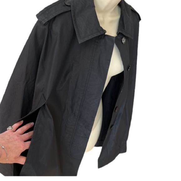 Marc by Marc Jacobs size  large black lightweight waterproof cape fits MED to XL - Picture 5 of 15